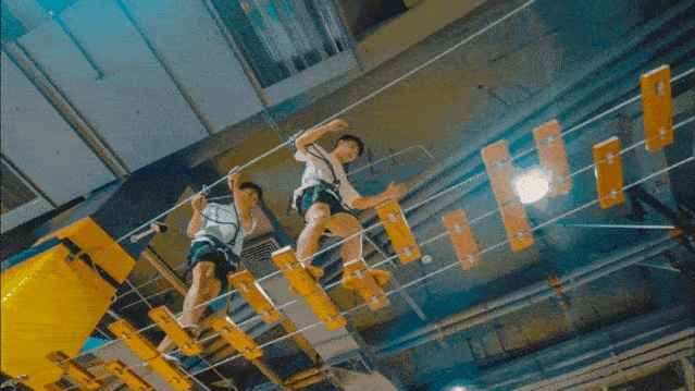 高空拓展.gif