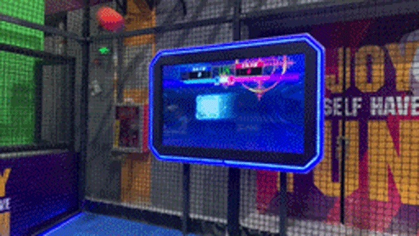 对抗砸球.gif